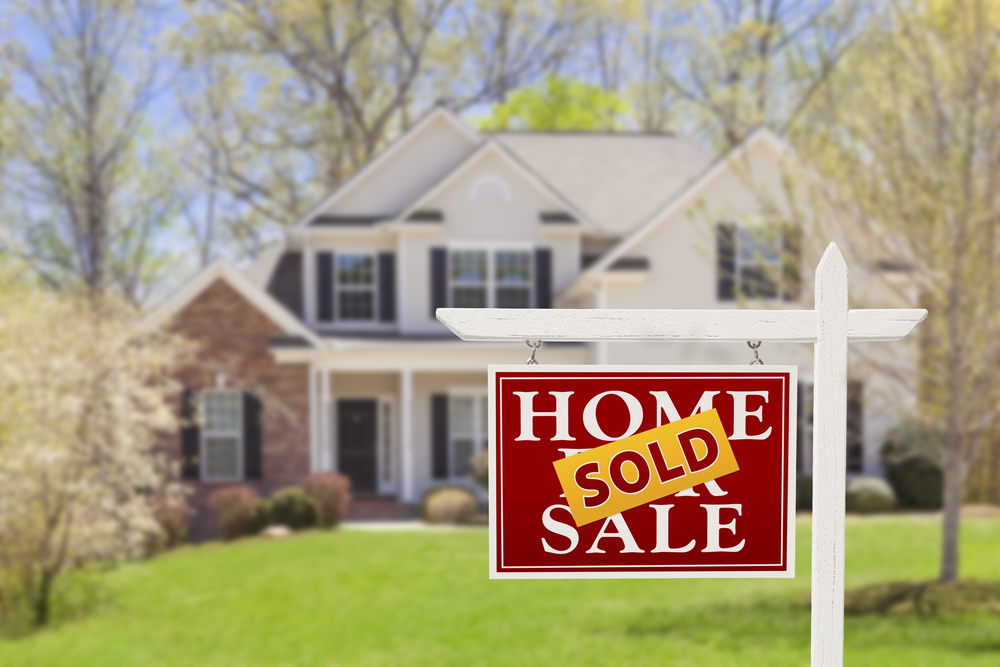 distressed-homeowners Home Sold Sign
