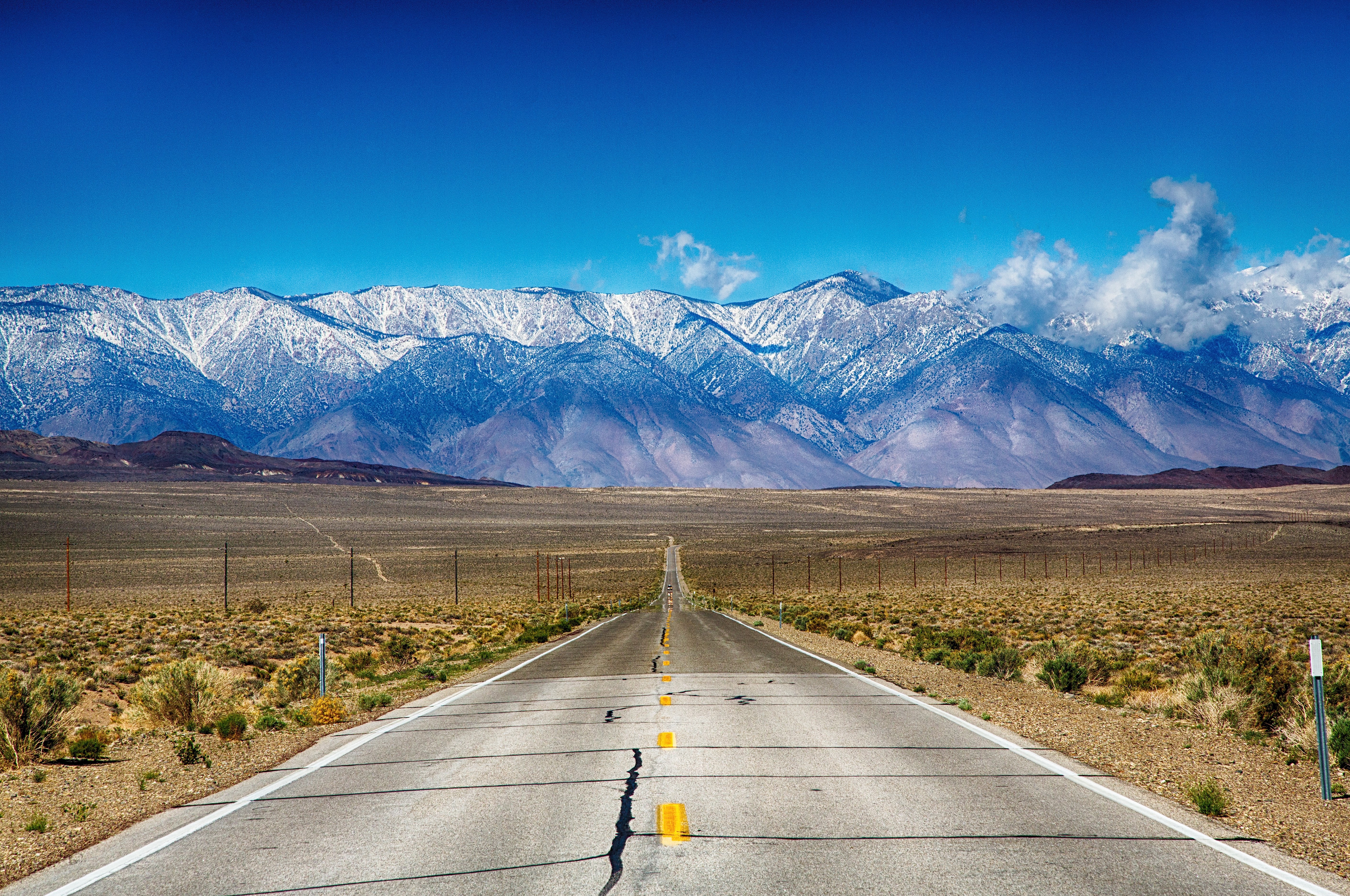 summer-road-trip Summer road trip into mountains.